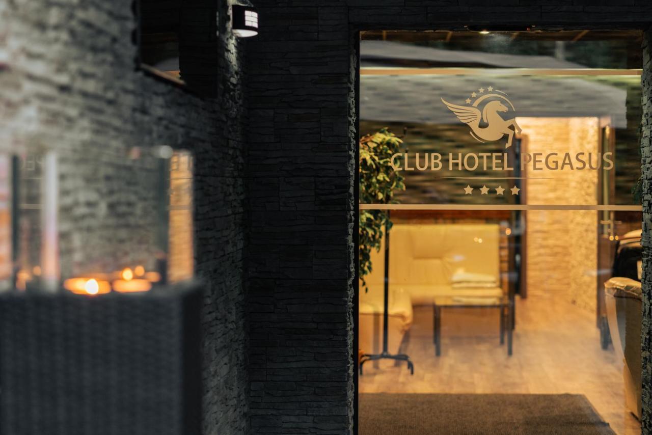 Club Hotel Pegasus Tiszaug Zewnętrze zdjęcie