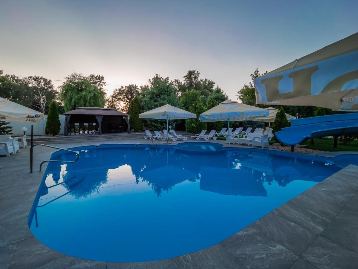 Club Hotel Pegasus Tiszaug Zewnętrze zdjęcie